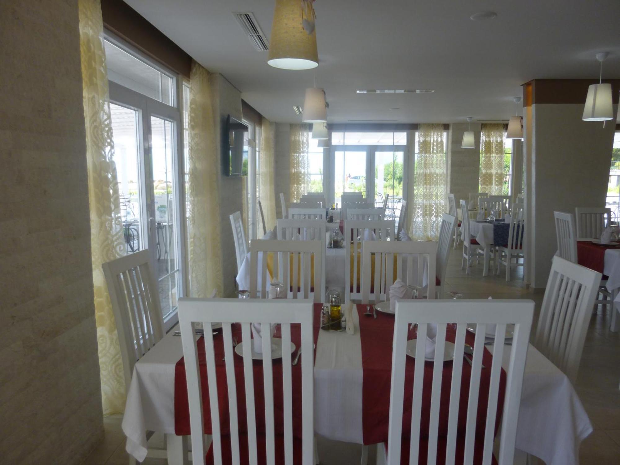 Villamaria Hotel Zverneci エクステリア 写真