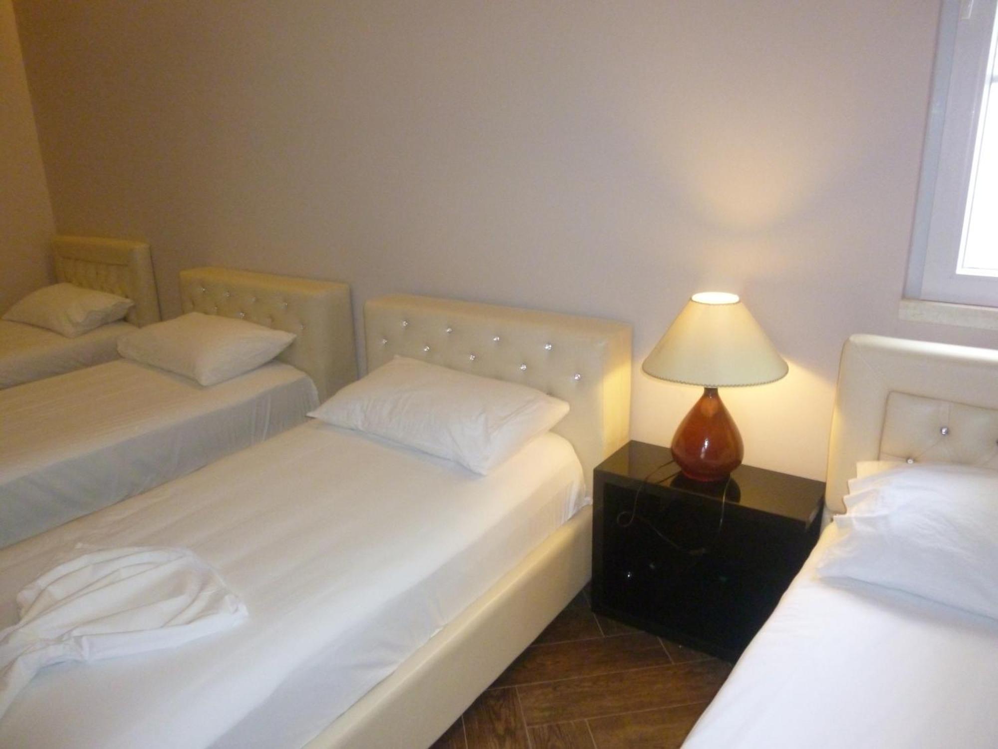 Villamaria Hotel Zverneci エクステリア 写真