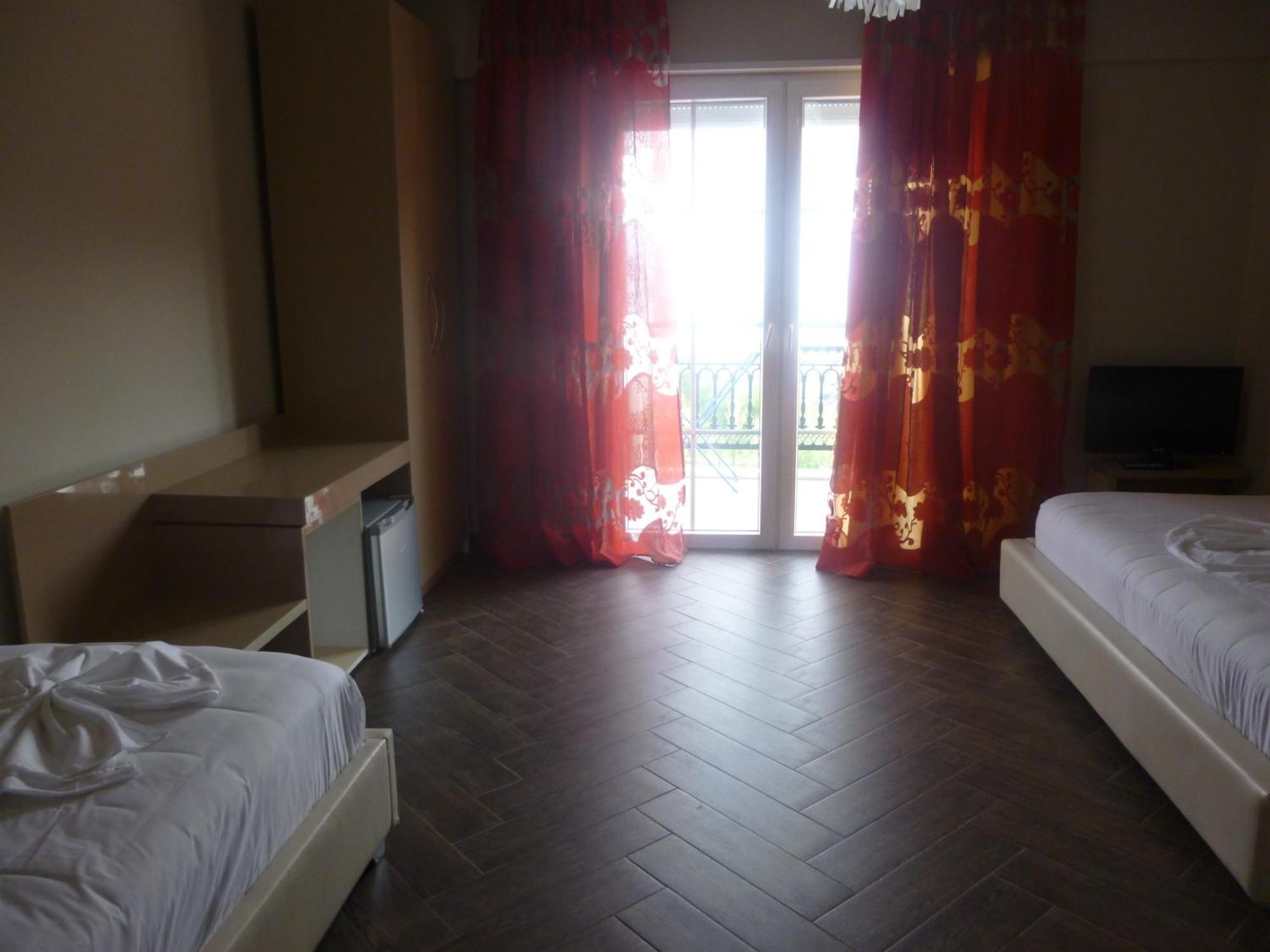 Villamaria Hotel Zverneci エクステリア 写真