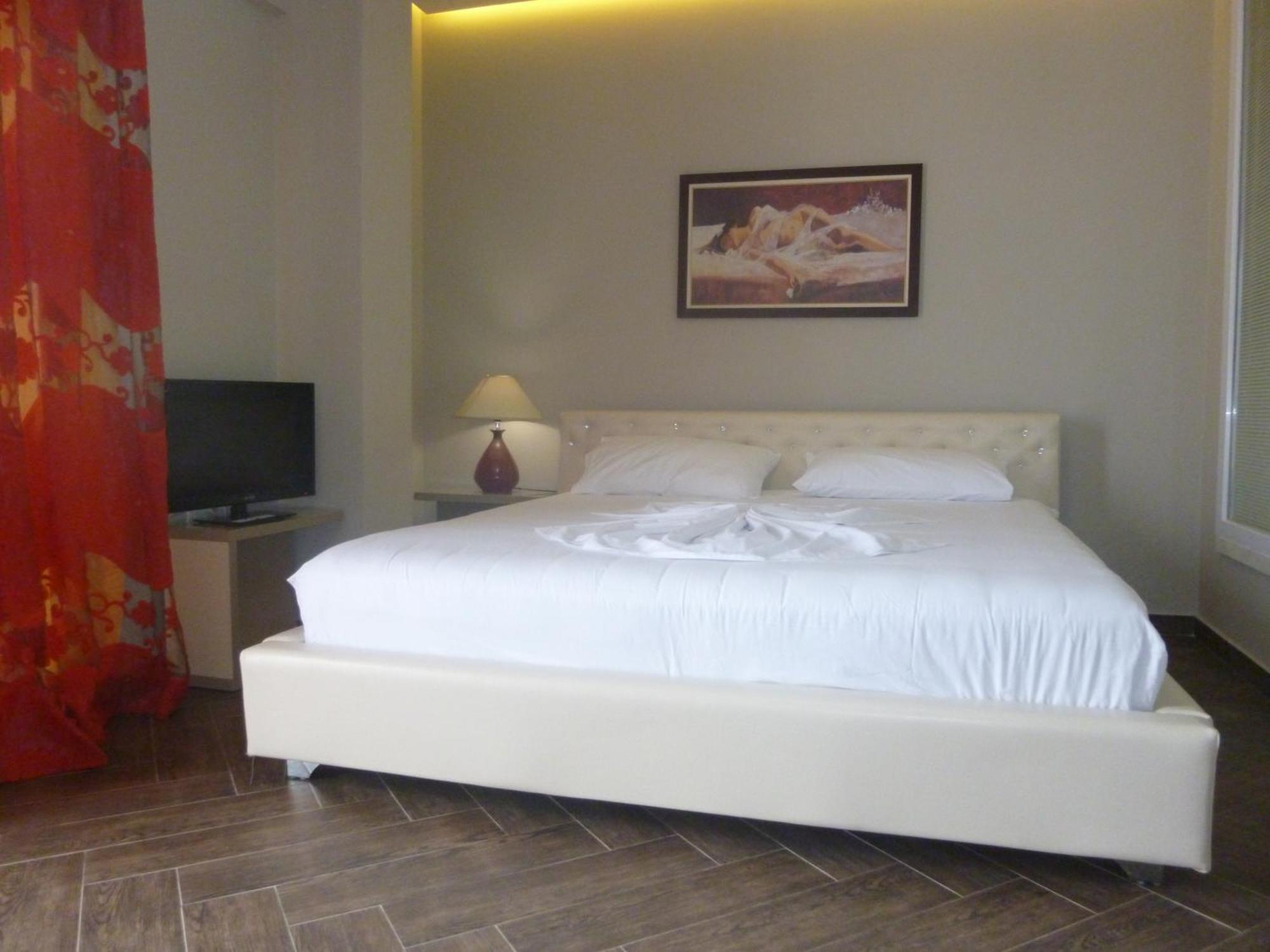 Villamaria Hotel Zverneci エクステリア 写真