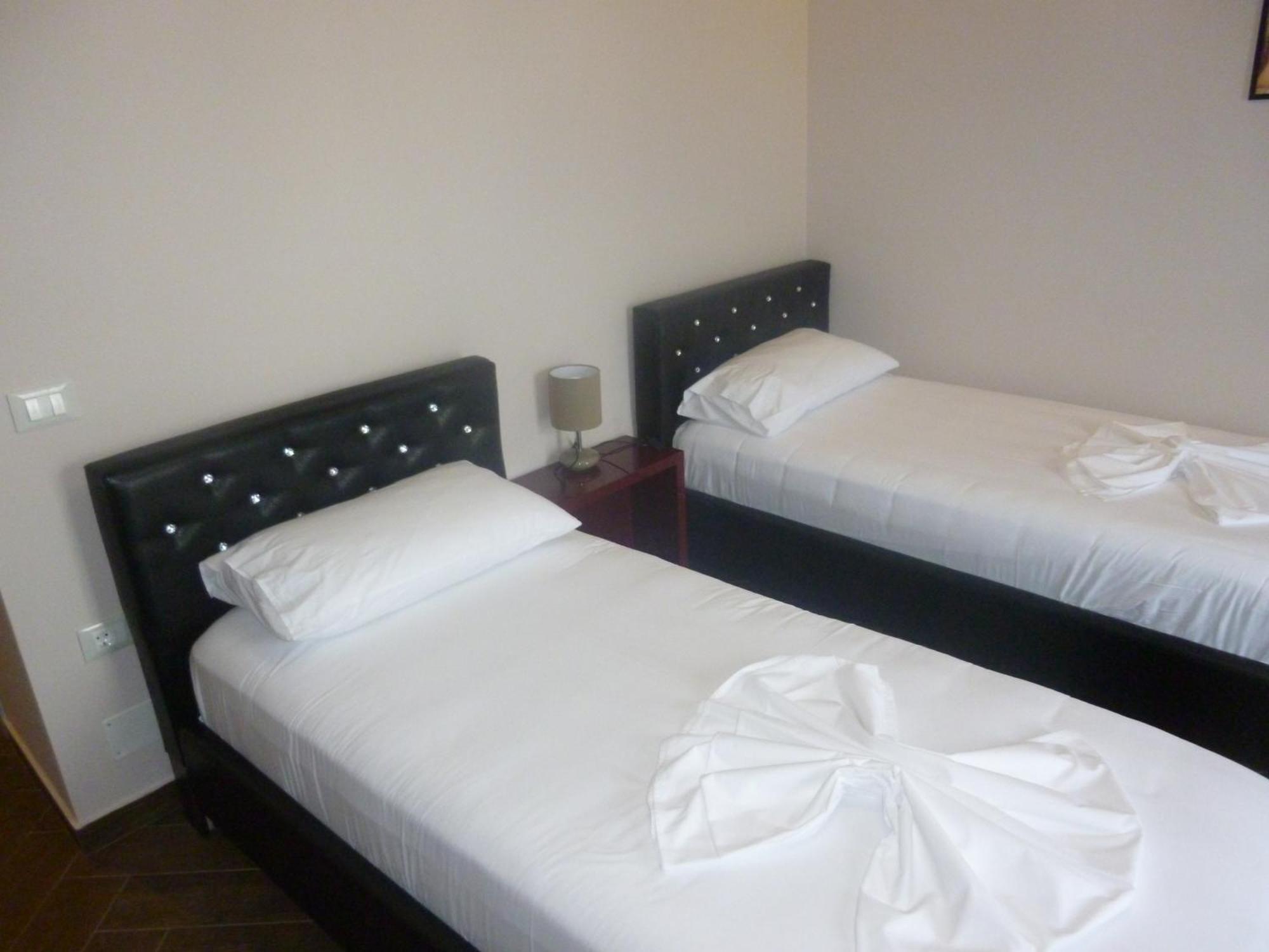 Villamaria Hotel Zverneci エクステリア 写真