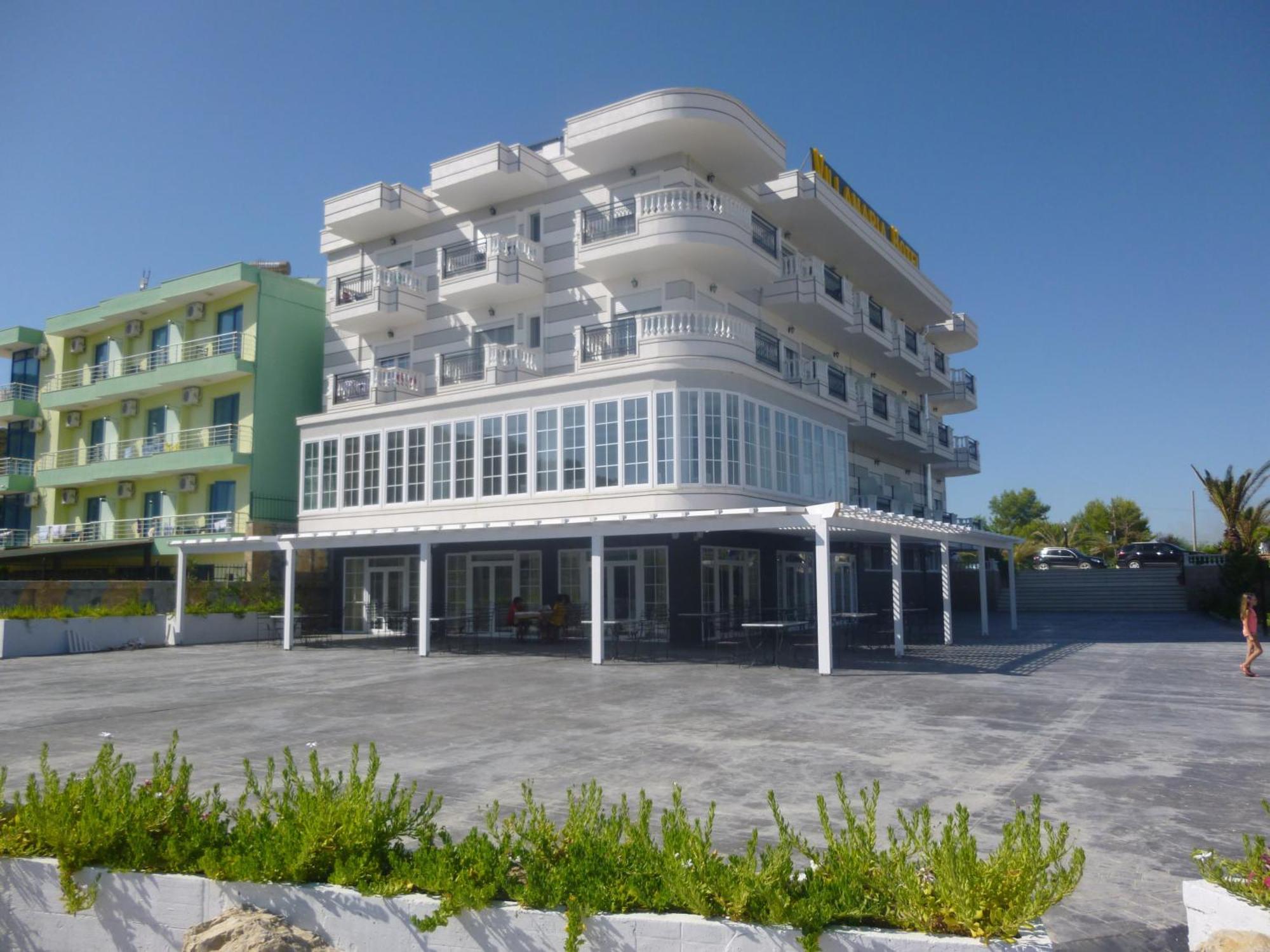 Villamaria Hotel Zverneci エクステリア 写真