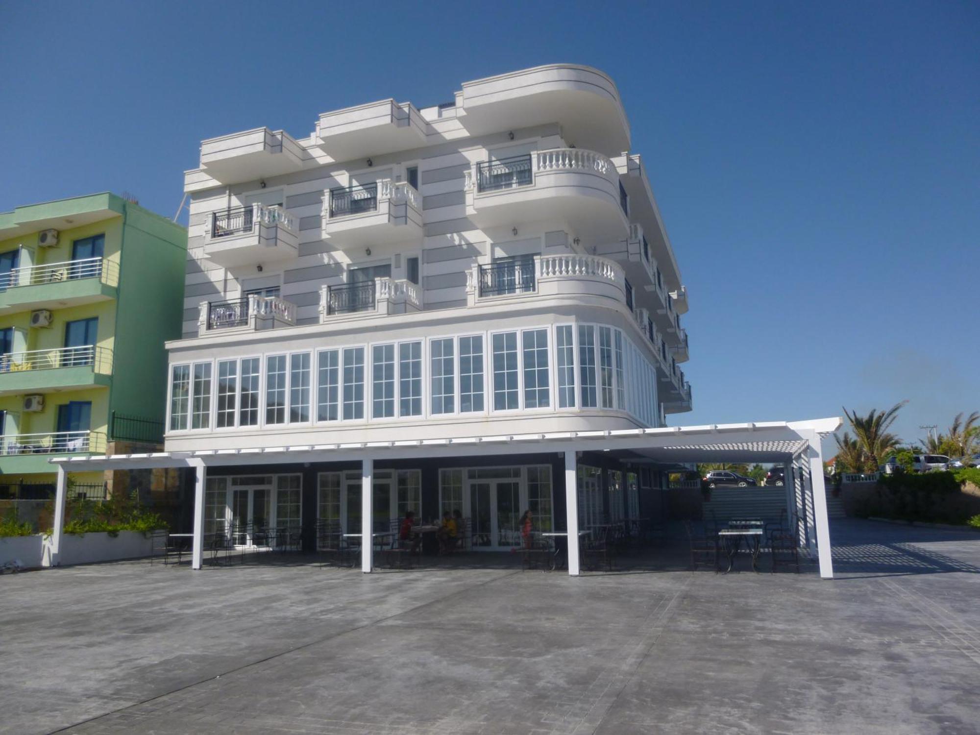 Villamaria Hotel Zverneci エクステリア 写真