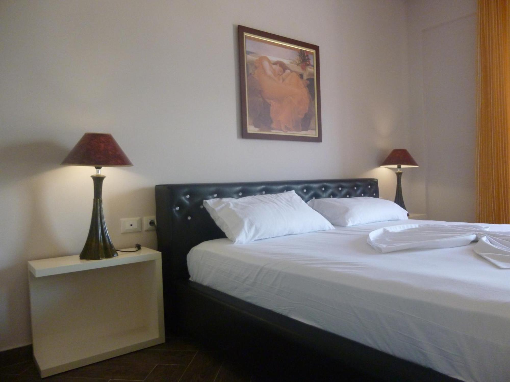 Villamaria Hotel Zverneci エクステリア 写真